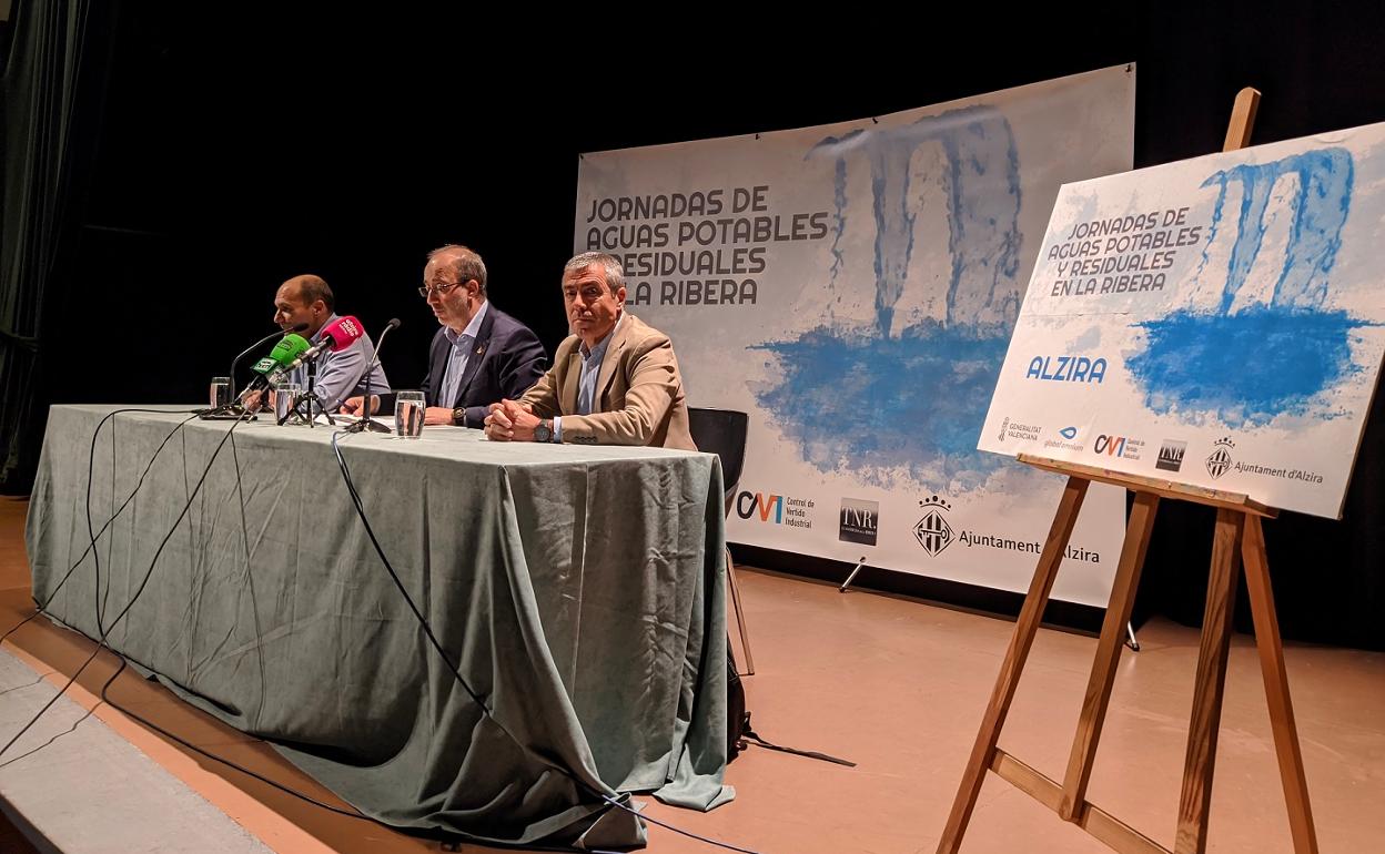 Presentación de la Jornadas de aguas potables de Alzira. 