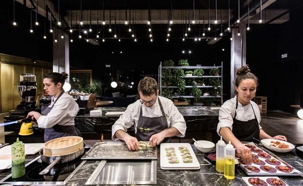 El restaurante de una aldea que tiene dos Estrellas Michelin