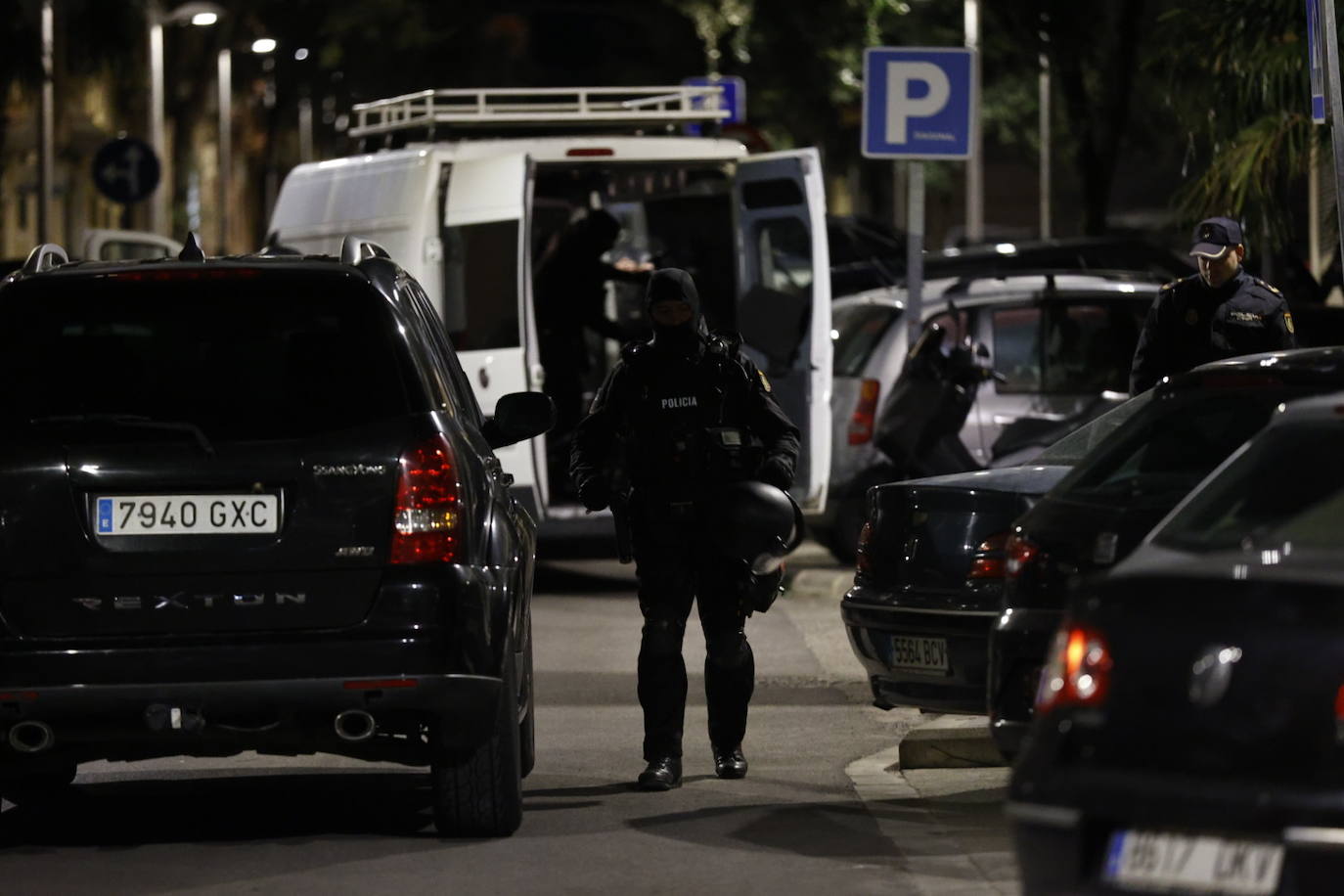 Fotos: Un hombre dispara a otro en Paterna