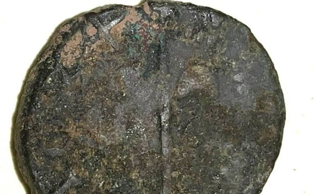 Moneda con árbol de Valencia de Felipe III o Felipe IV. 