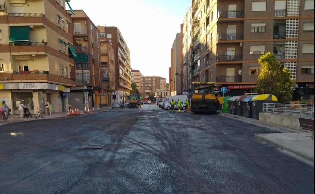 Reasfaltado en Valencia.