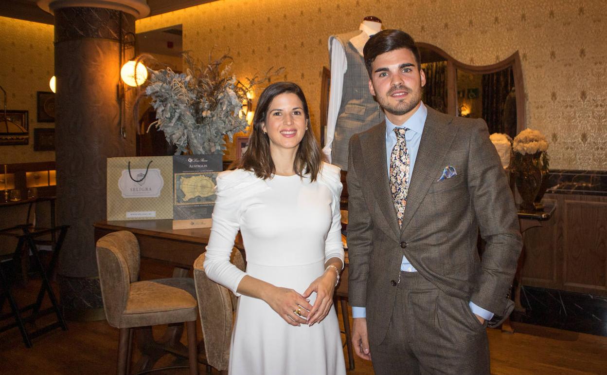 Alicia Porta y Adrián Seligra en el Palacio Santa Clara.