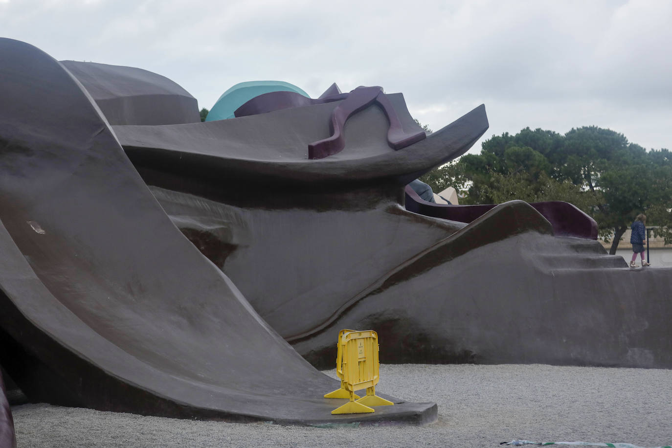 Los toboganes del Gulliver, cerrados este jueves.