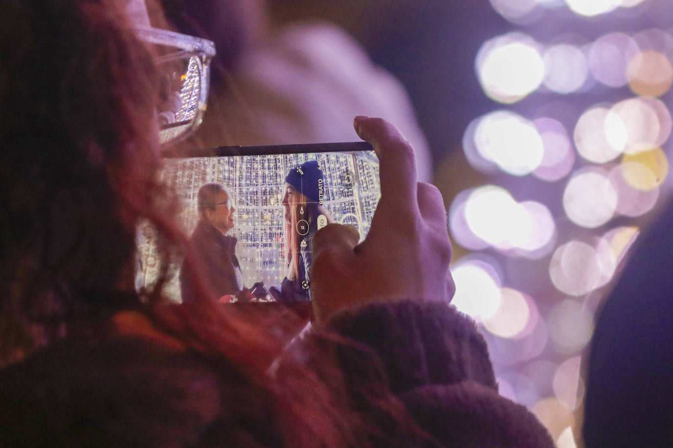 Fotos: Tradicional encendido de luces en la plaza del Ayuntamiento de Valencia