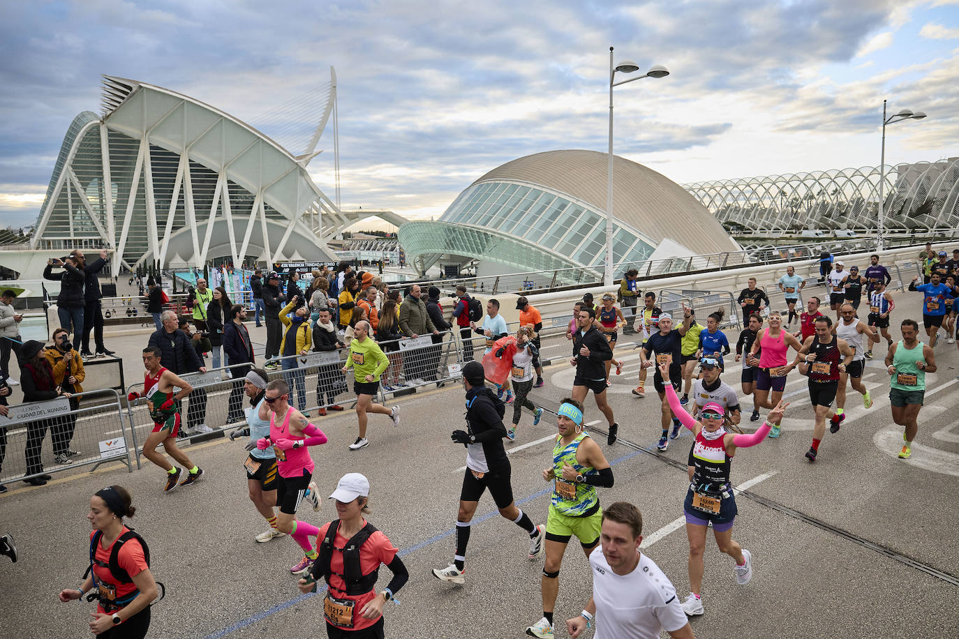 Fotos: Valencia brilla como escenario del Maratón de Valencia 2022