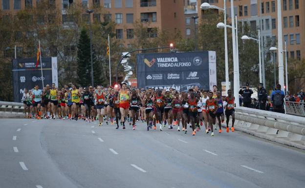 Maratón de Valencia 2022 | Así ha sido la salida de los corredores élite del Maratón de Valencia 2022