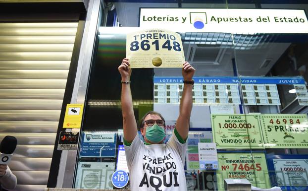 Las supersticiones para atraer a la suerte y que te toque 'El Gordo' de la Lotería de Navidad