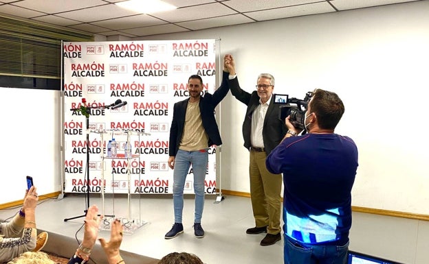 Imagen principal - Bielsa y Zaragozá apoyan al candidato de Albal, Ramón Marí. 