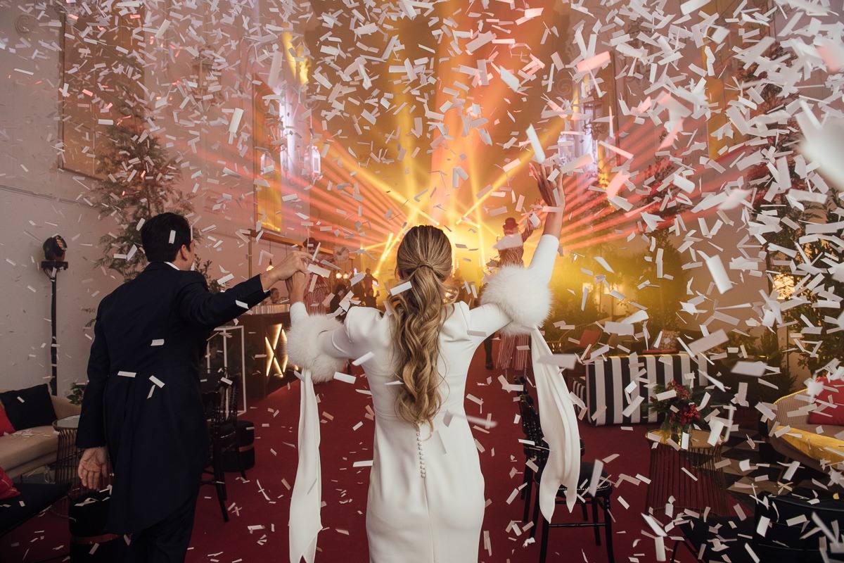 María quería que su boda fuese muy navideña, y Lorena Oliver cuidó todos los detalles para lograrlo.