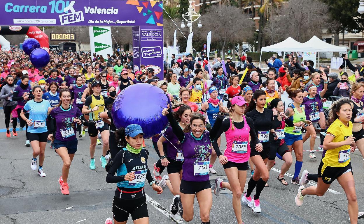 Una de las ediciones de la 10kFEM en Valencia 