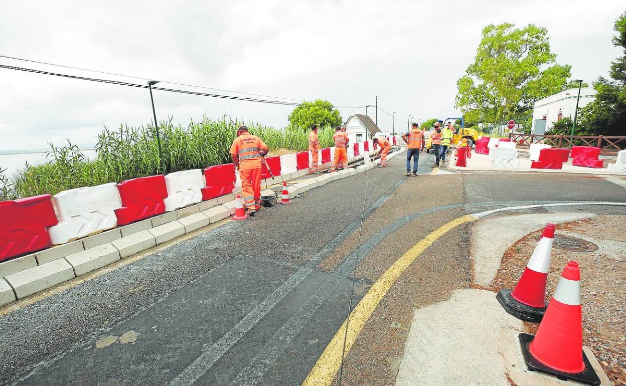 Obras en una carretera valenciana. 