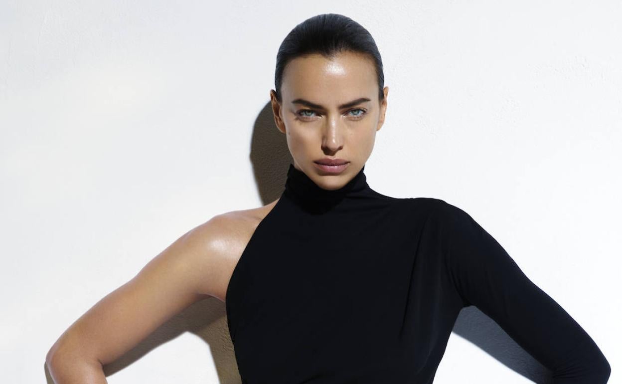 Irina Shayk en una imagen de la campaña de Zara. 