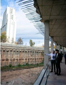 Imagen secundaria 2 - Nuevo Mestalla | Kiat Lim visita el nuevo estadio del Valencia