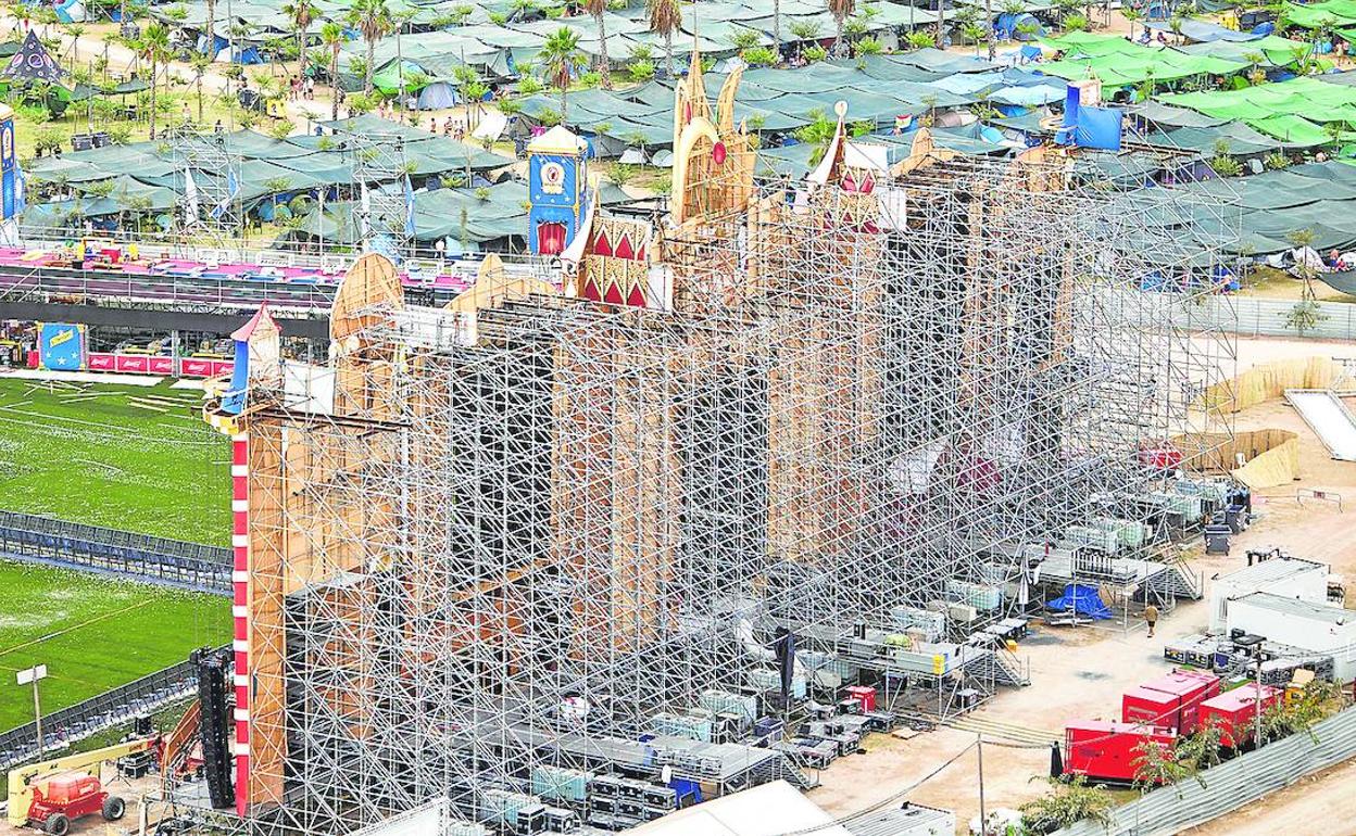 Panorámica de la parte trasera del escenario del medusa, donde las sujecciones también han sido cuestionadas. 