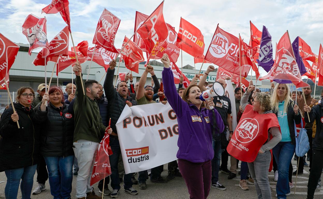 Movilización en Xeresa el primer día de la huelga. 