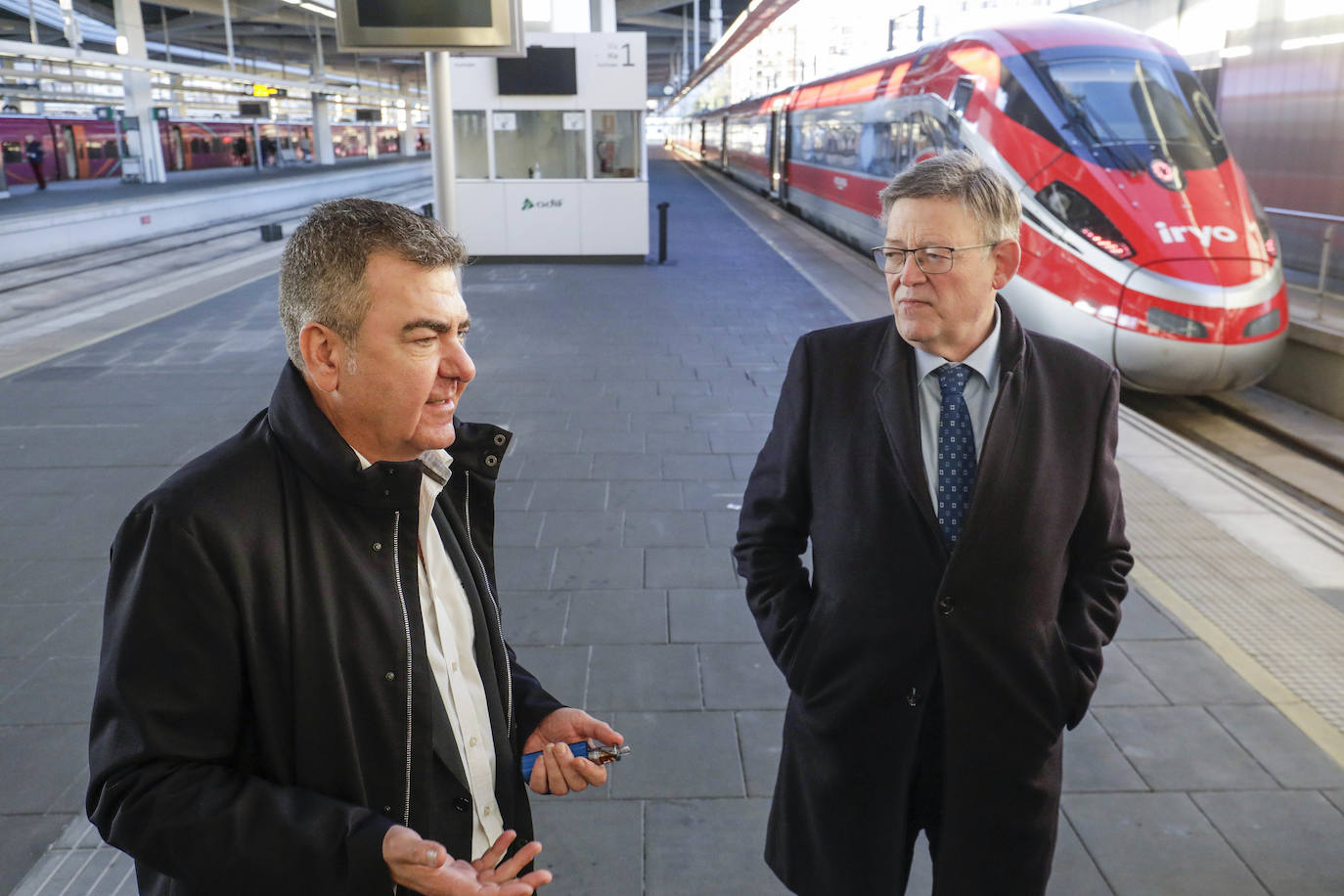 Fotos: Llegada del primer tren comercial de Iryo en el trayecto Madrid-Valencia