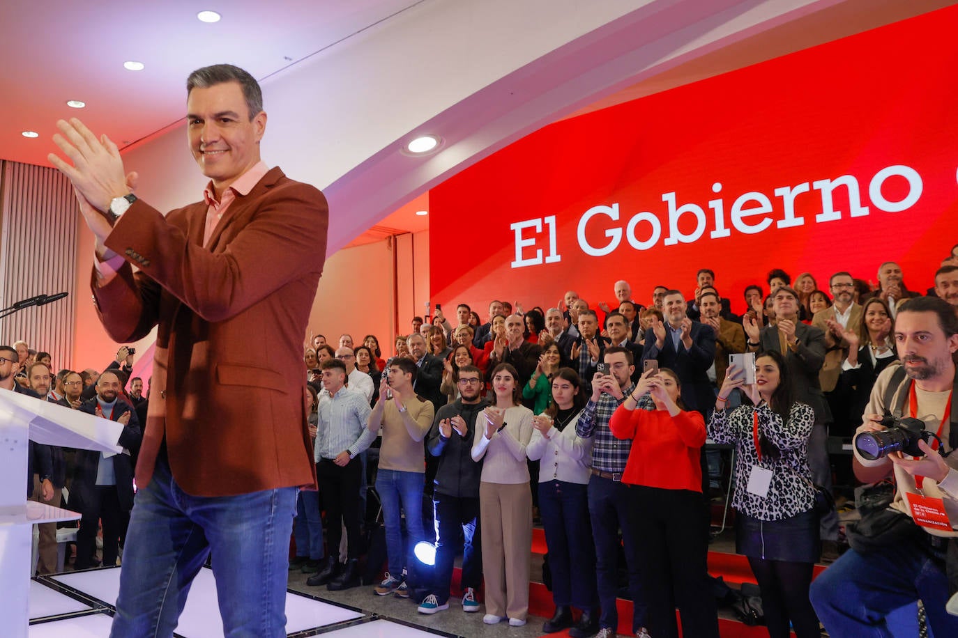 Fotos: Las mejores imágenes del acto del PSOE en Valencia