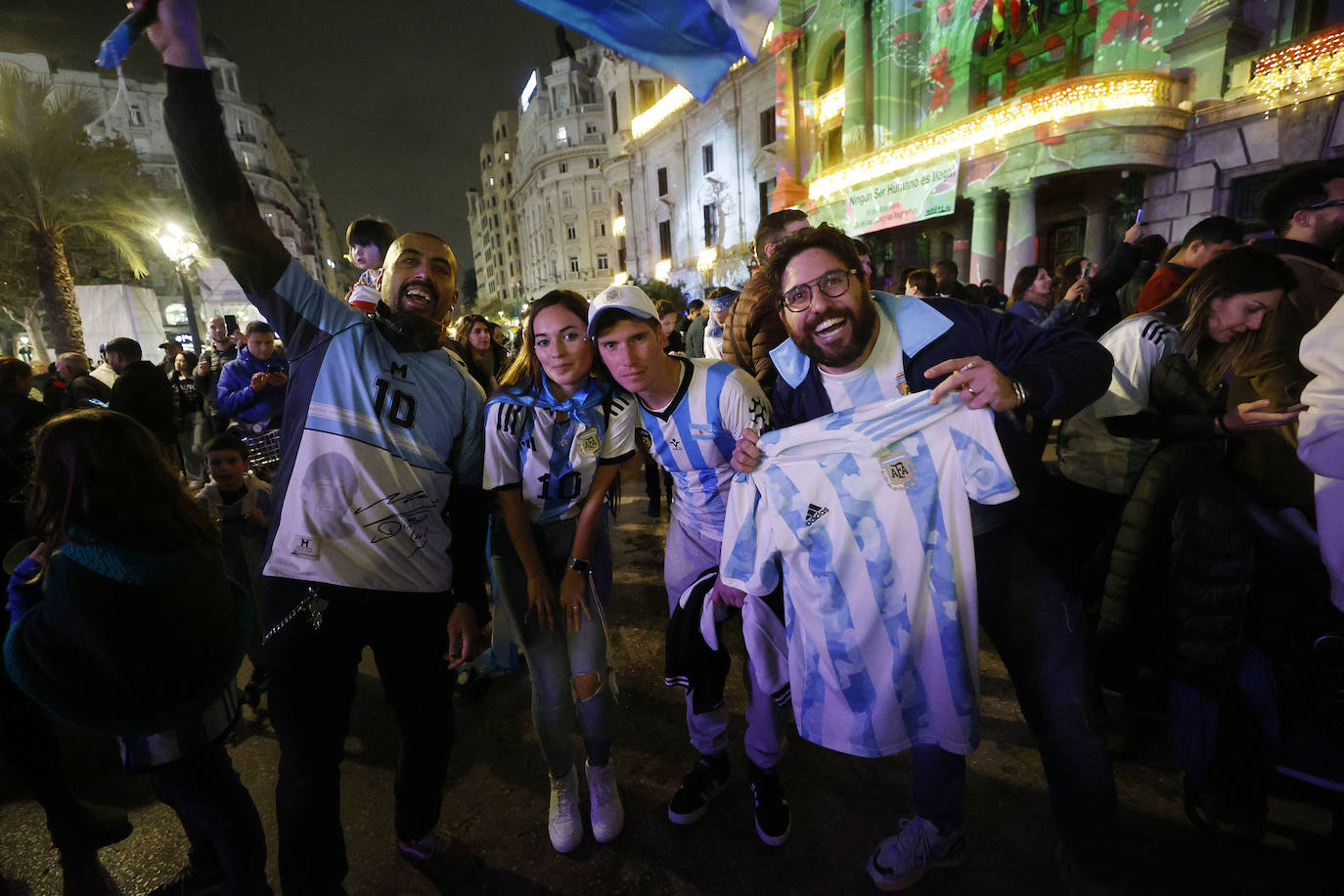 Fotos: Los argentinos celebran en Valencia la victoria del Mundial