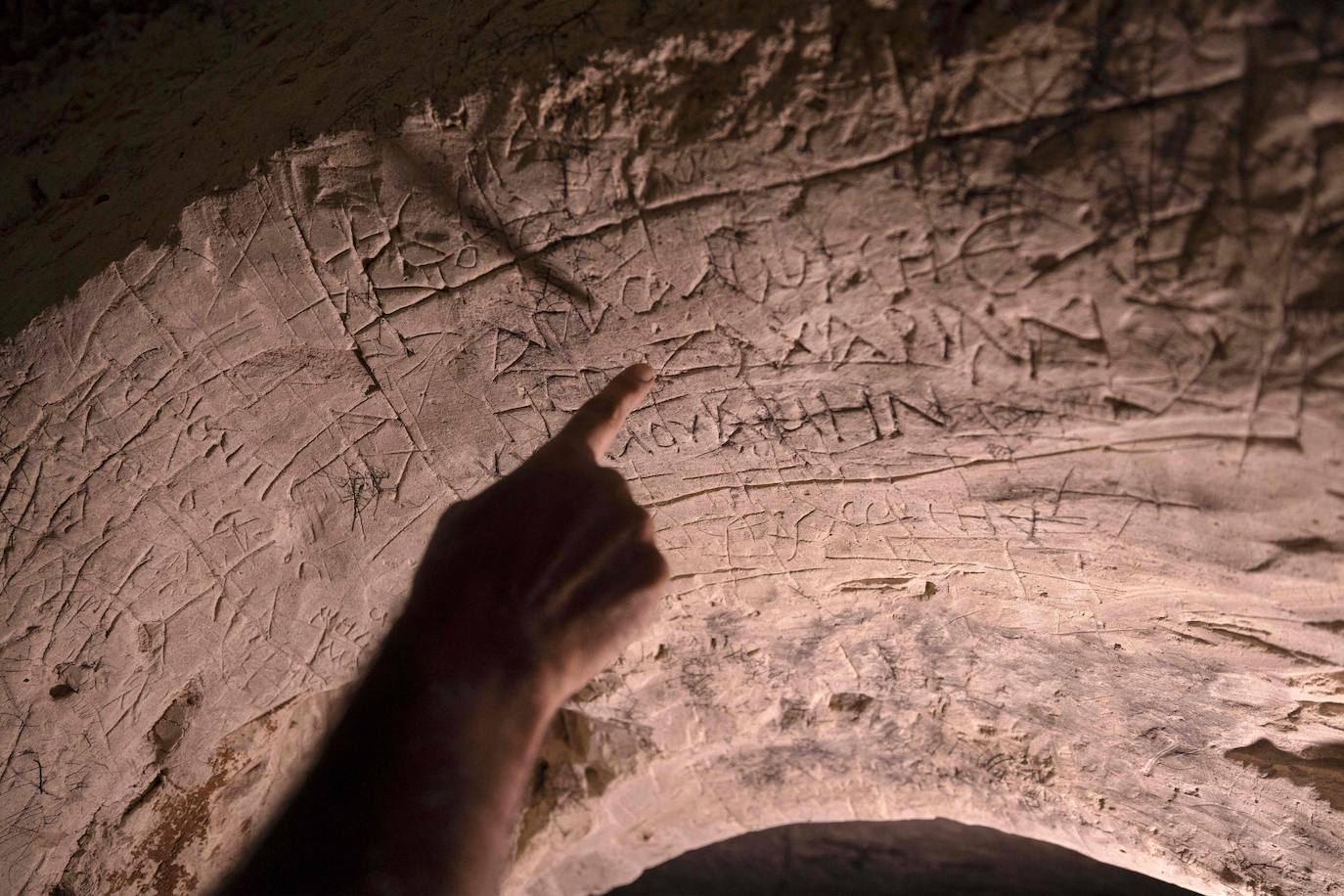 Fotos: Descubren una cueva funeraria en Israel de hace más de 2.000 años y relacionada con Jesús