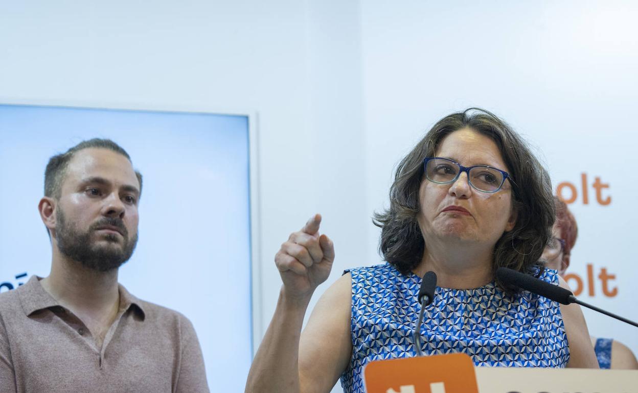 Mónica Oltra en la rueda de prensa de su dimisión. 