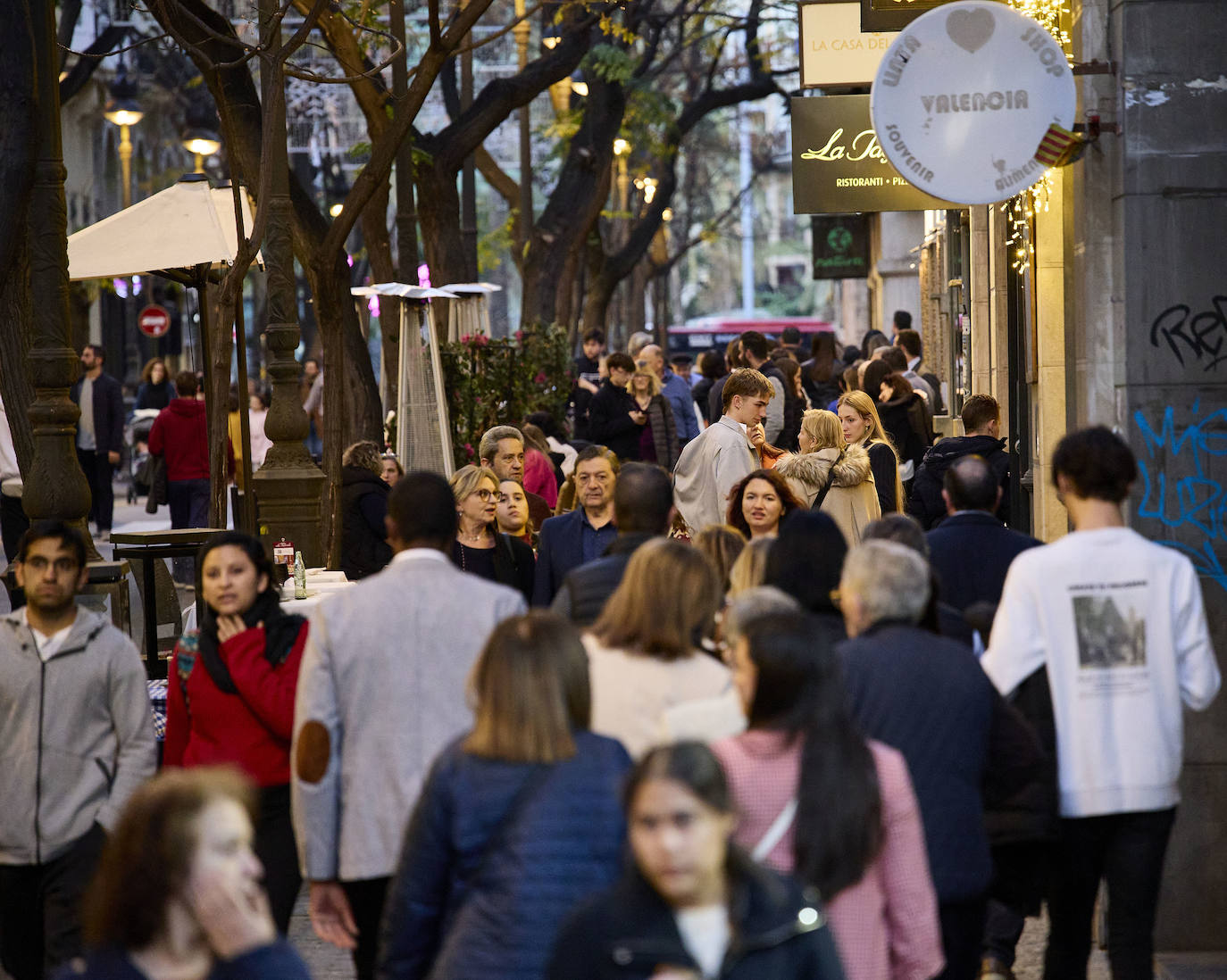 Fotos: Las espectaculares imágenes del centro de Valencia en Navidad