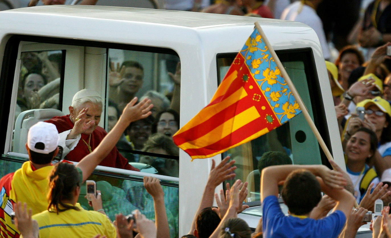 Fotos: El Papa Benedicto XVI en Valencia en el año 2006