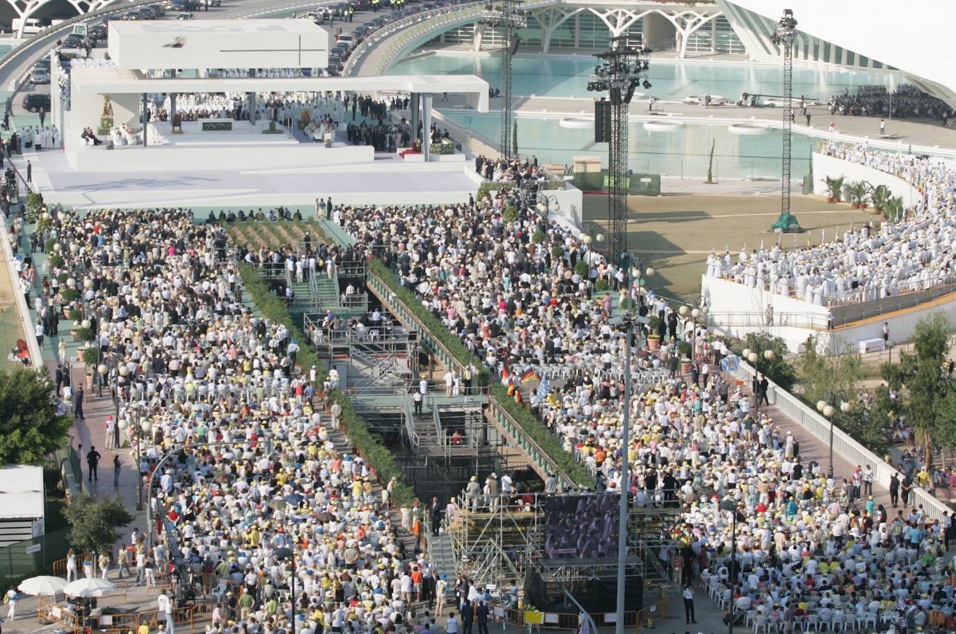 Fotos: El Papa Benedicto XVI en Valencia en el año 2006