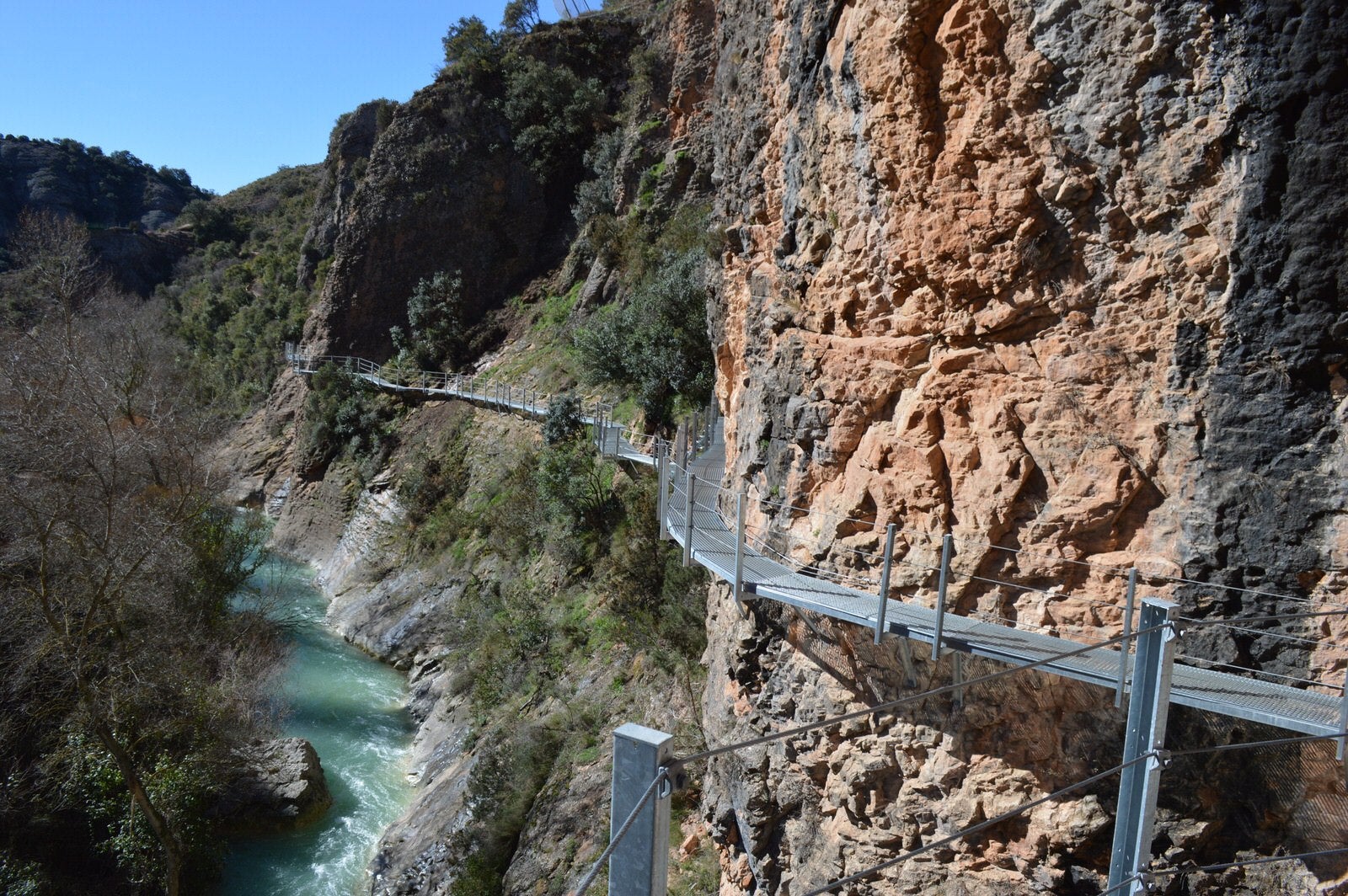 Alquézar (Huesca). Pasarelas sobre el Río Vero