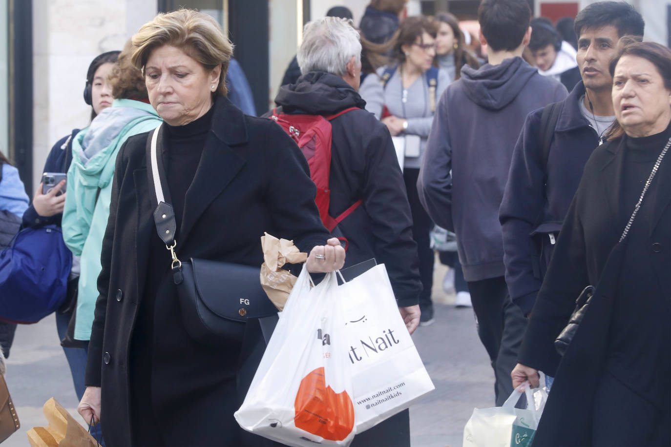 Fotos: El centro de Valencia, lleno en Navidad