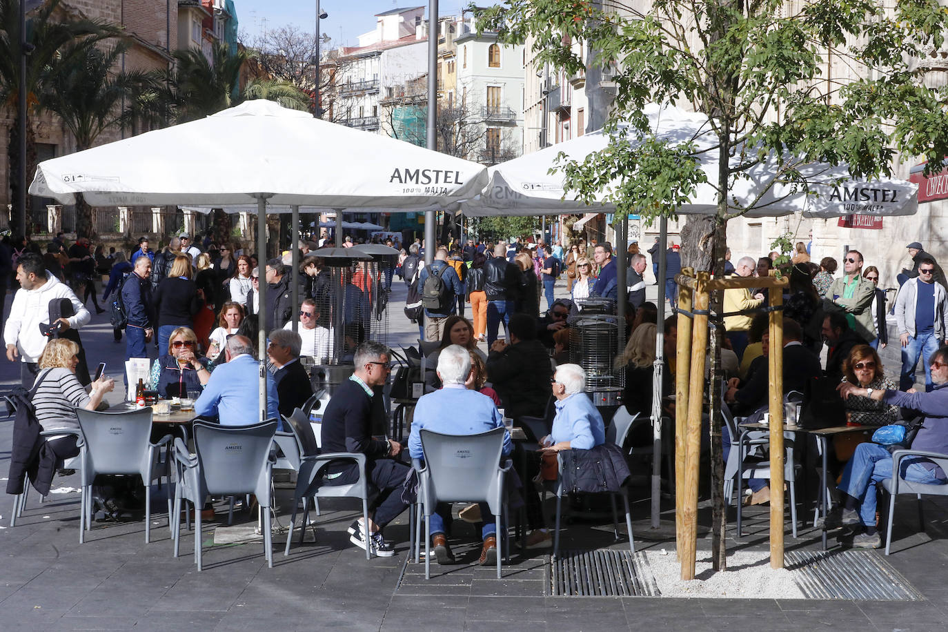 Fotos: El centro de Valencia, lleno en Navidad