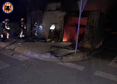 Imagen secundaria 1 - Incendio Alzira | Fallece una persona en el incendio de una caseta en Alzira