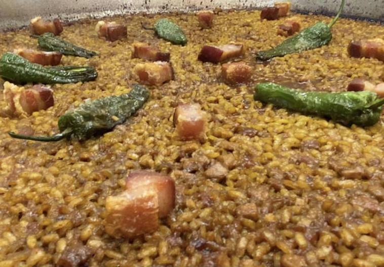 Arroz de torreznos de Soria y presa ibérica: la receta que nació de la necesidad de ser original