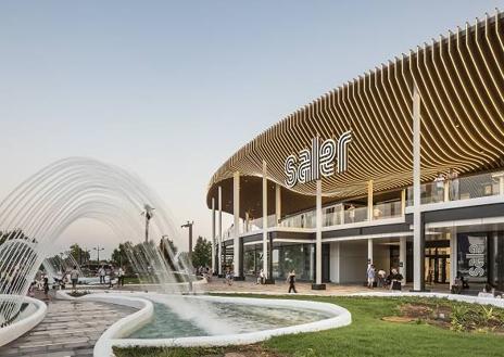 Imagen secundaria 1 - La Fallera Mayor de València inaugura la agenda fallera del Centro Comercial del Saler