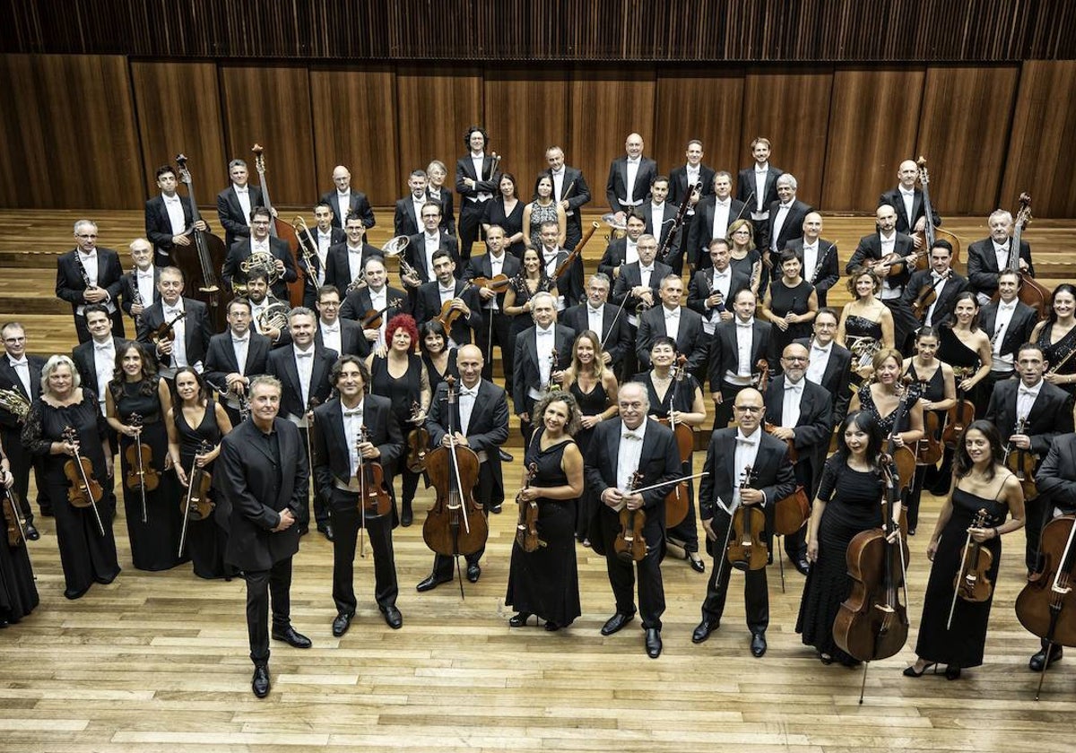 La Orquesta de Valencia, con su titular Alexander Liebreich.