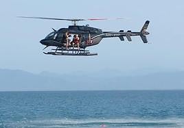 Ginés Corregüela durante su salto desde el helicóptero en 'Supervivientes 2023'.