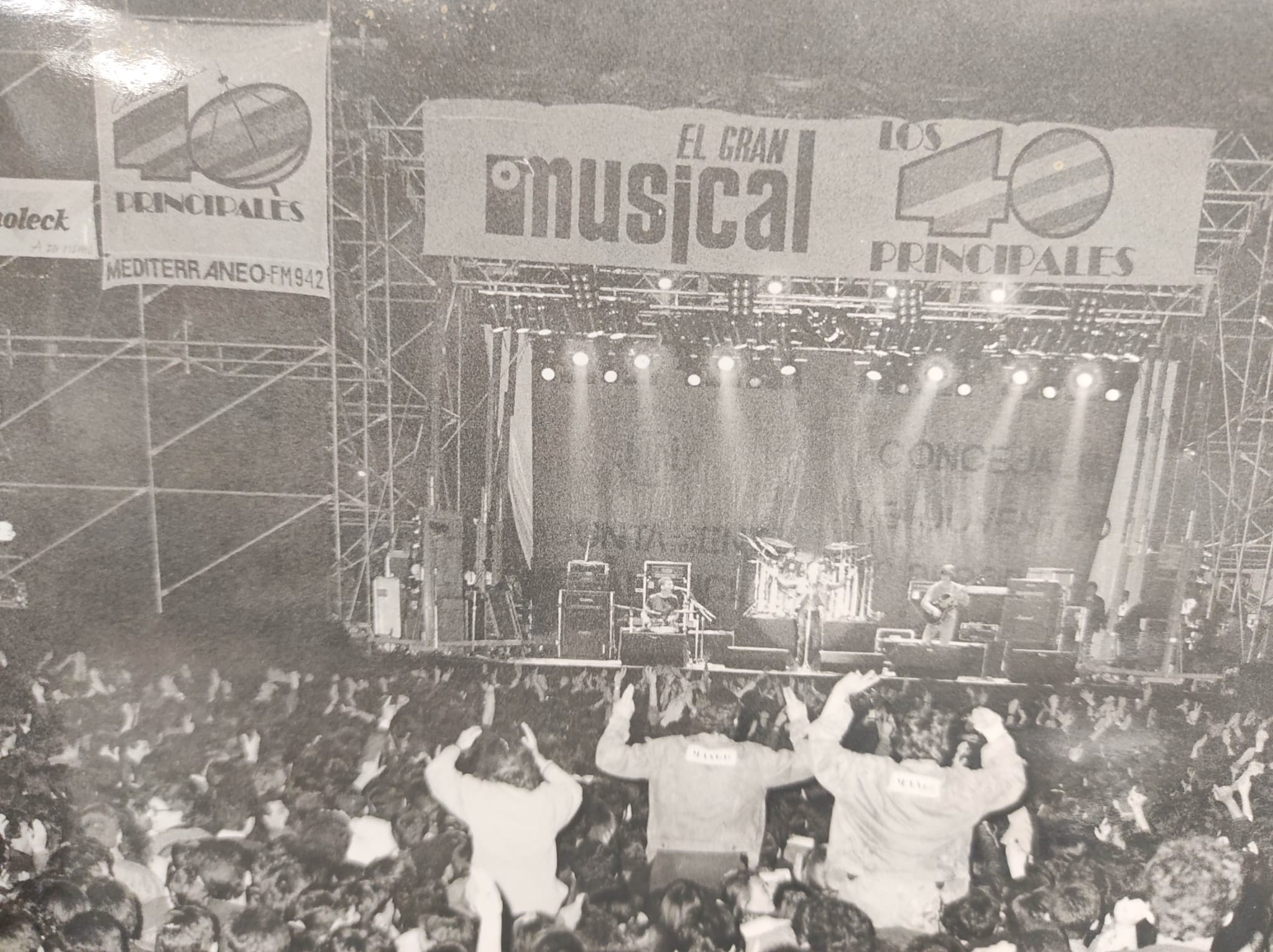 Los Conciertos de Fallas de los años 90 en Valencia: de la Alameda a la plaza del Ayuntamiento