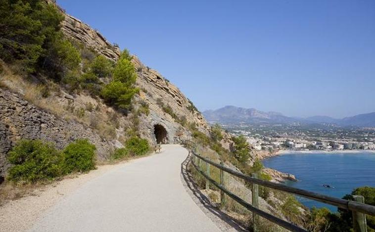 Imagen principal - Serra Gelada, un parque accesible