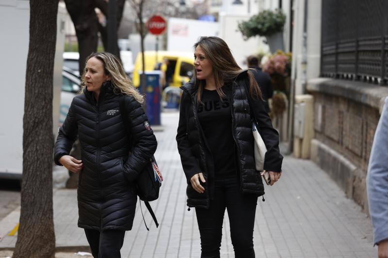 Multitudinaria despedida a Pedro Catalán