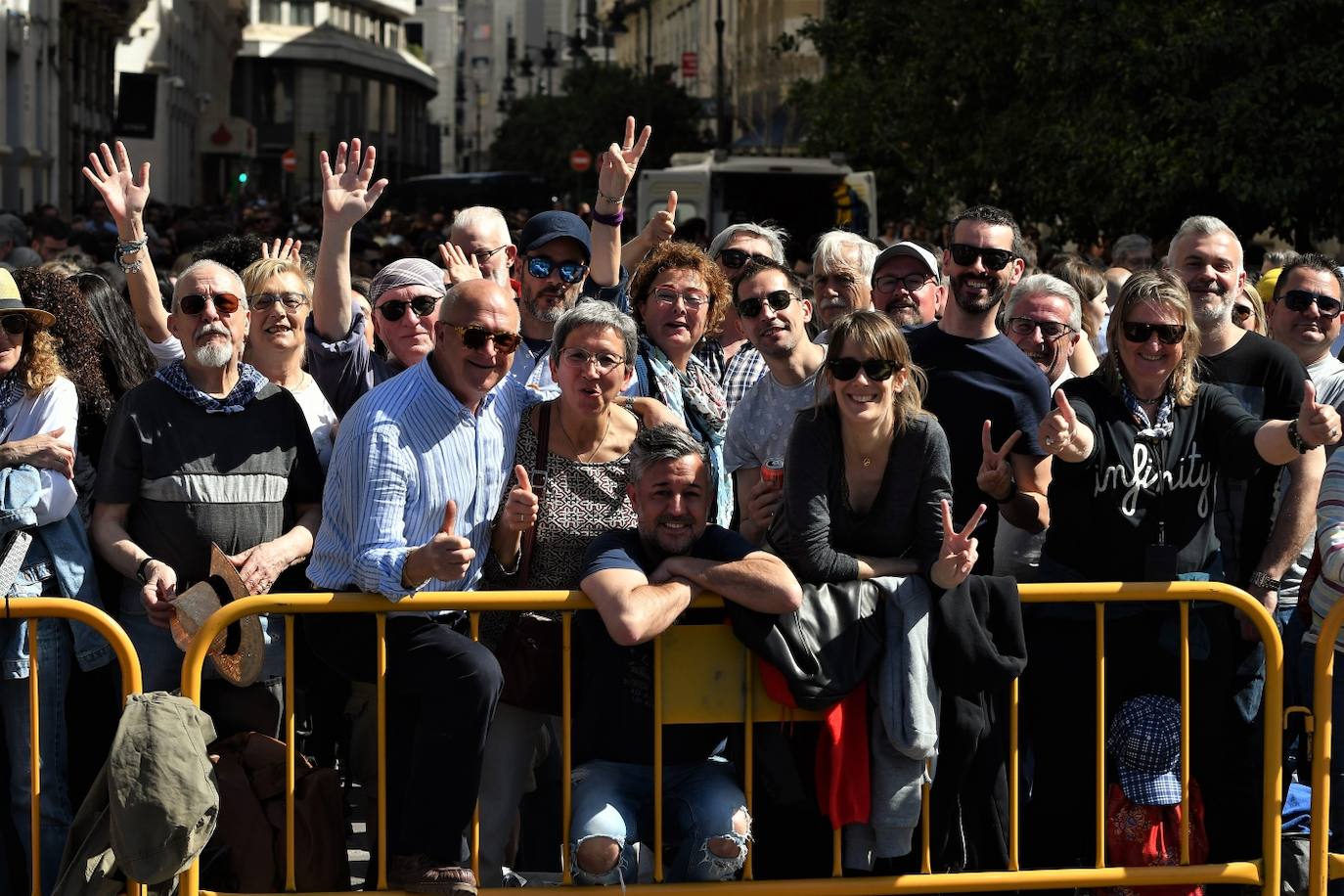 Búscate en la mascletà del viernes 10 de marzo