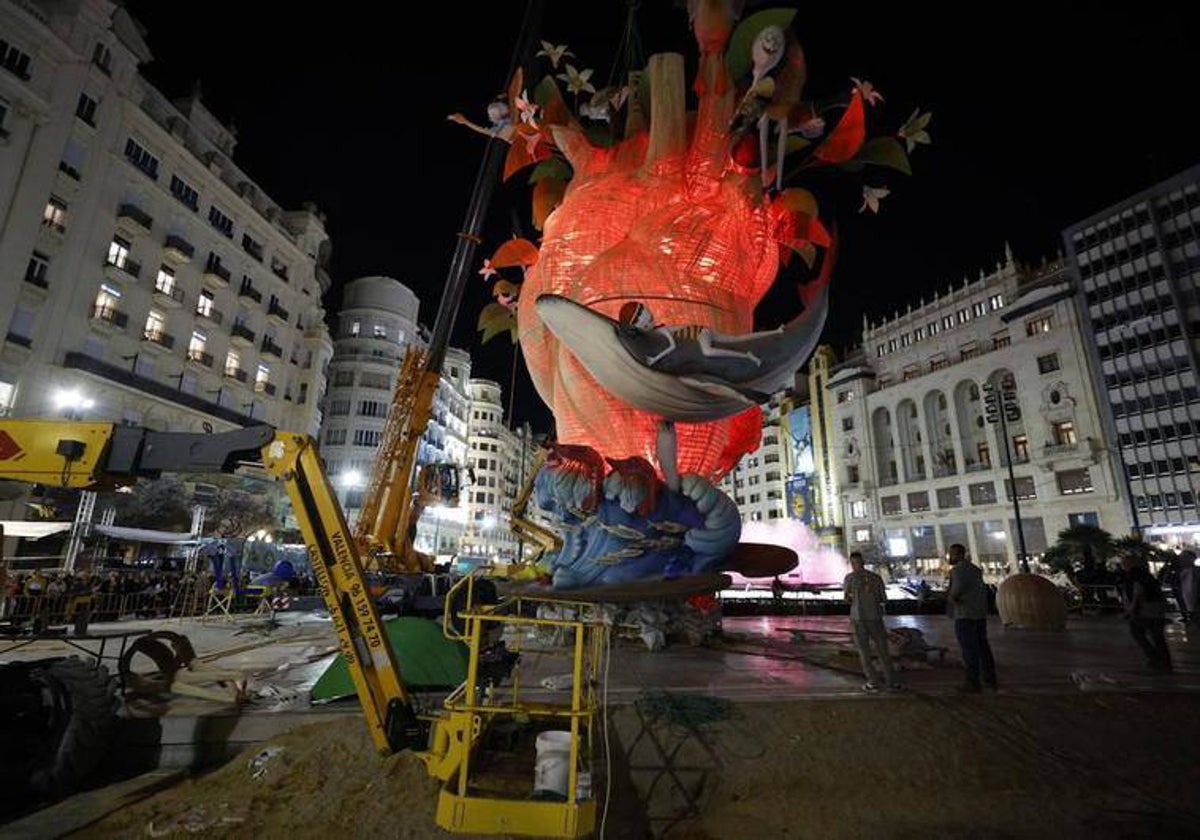 Falla de la plaza del Ayuntamiento.