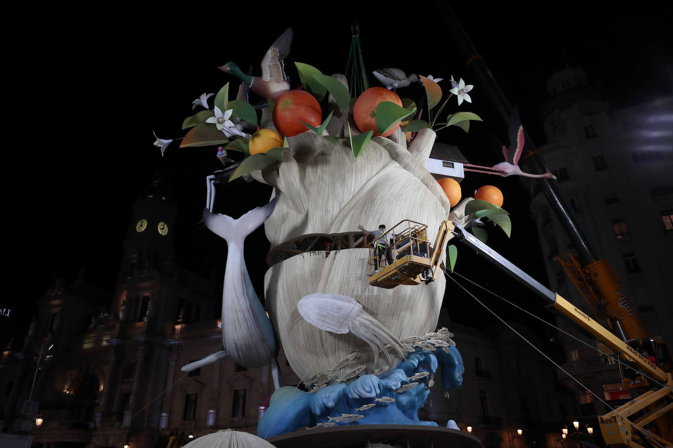 El corazón de las Fallas 2023 ya bombea en la plaza del Ayuntamiento