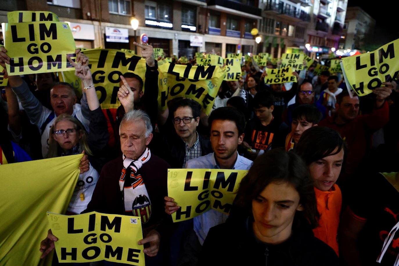 Nueva manifestación del valencianismo contra Peter Lim