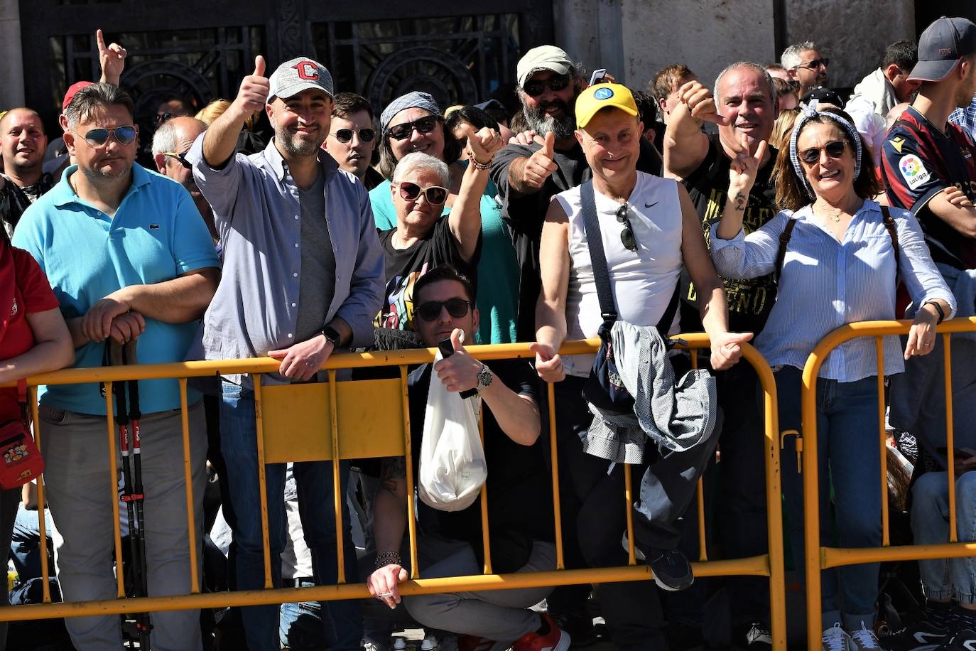 Búscate en la mascletà del domingo 12 de marzo