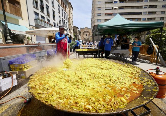 Cocinando una paella