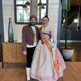 El presidente de la falla Jacinto Benavente, Pablo Conejero, y la fallera mayor, Nuria Bosch.