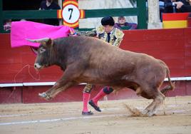 Una imagen de la primera corrida de toros de la Feria de Fallas