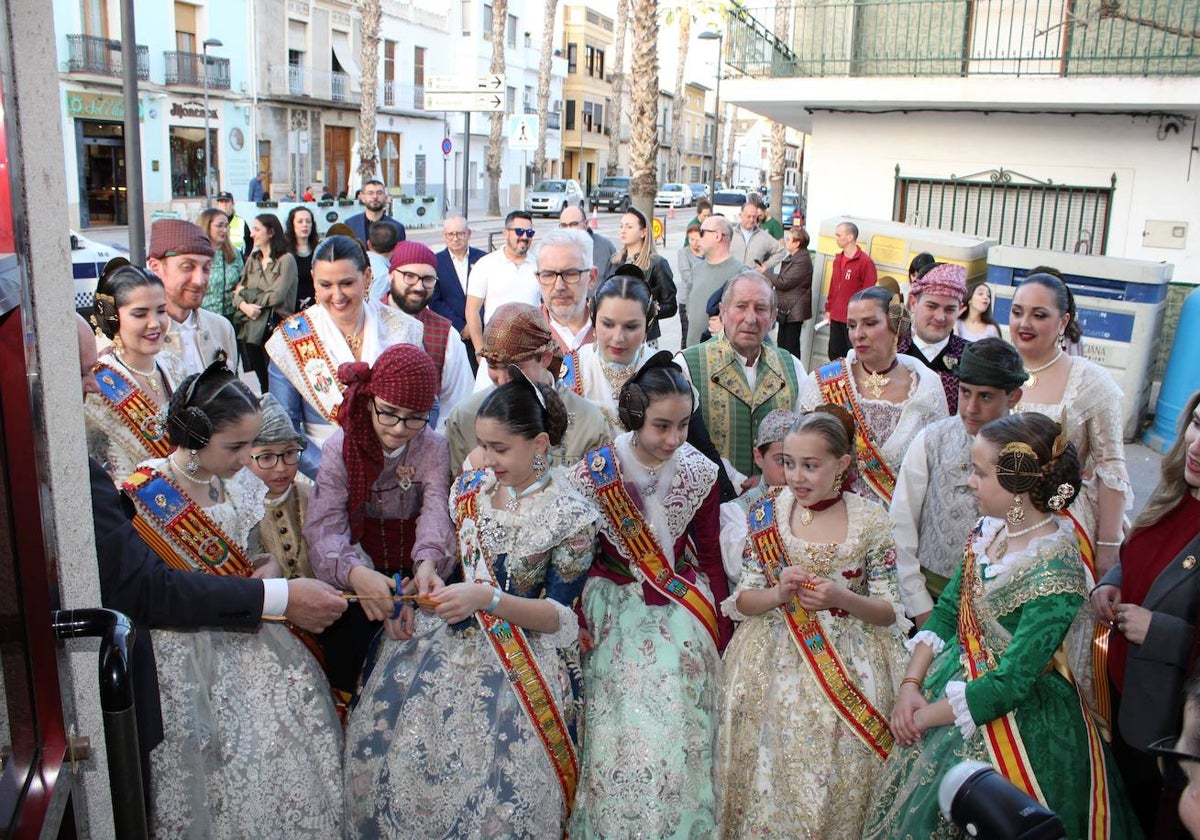 Inauguración de la exposición en Turís.