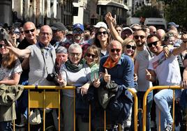 Búscate en la mascletà de este viernes 17 de marzo