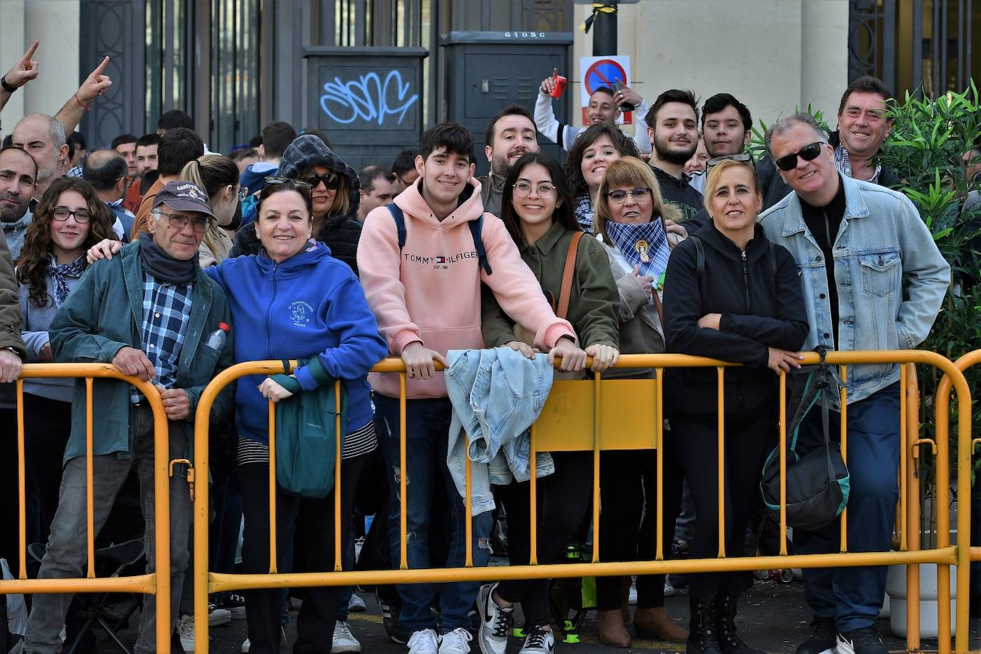 Búscate en la mascletà de este viernes 17 de marzo