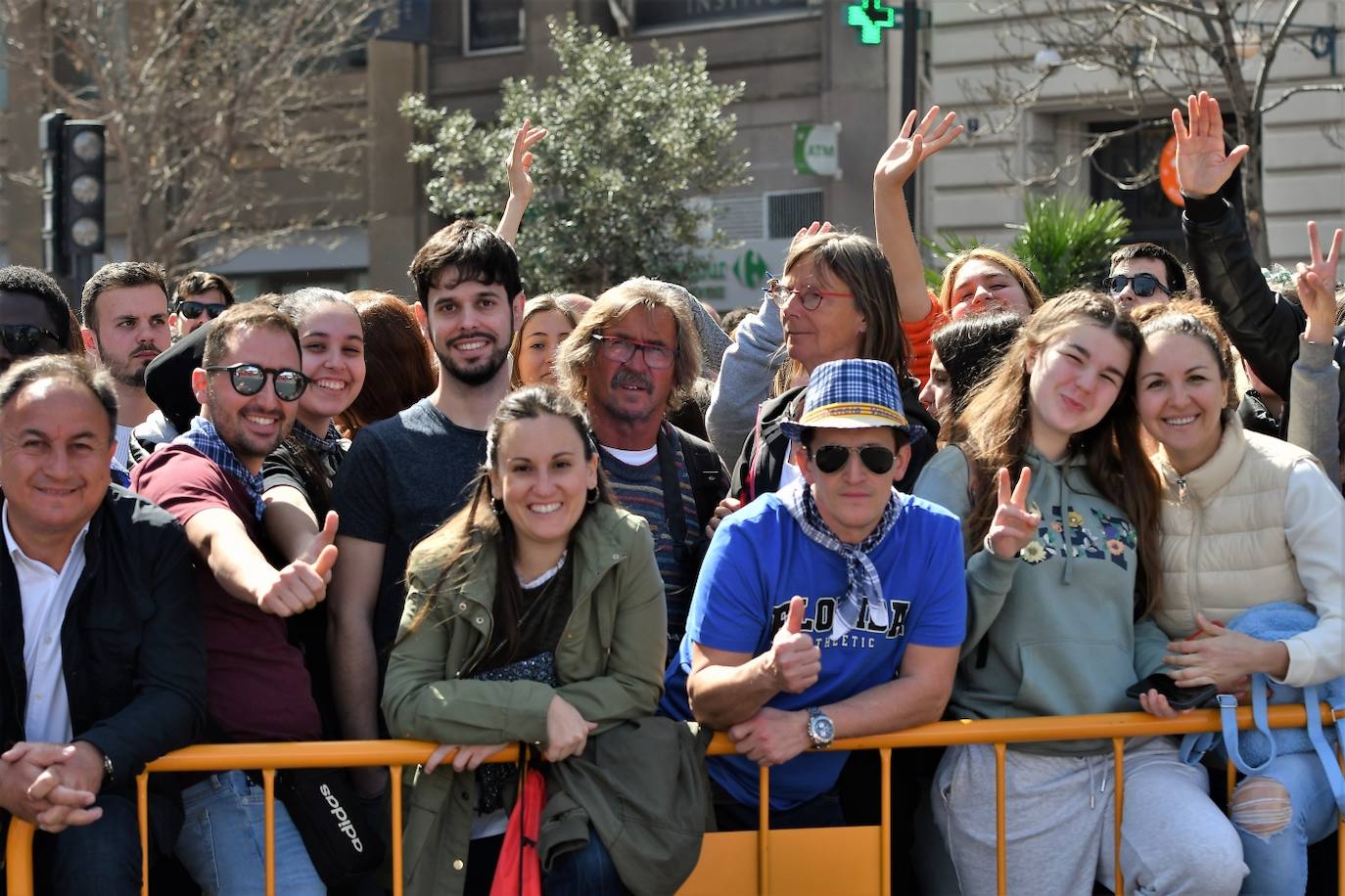 Búscate en la mascletà de este viernes 17 de marzo